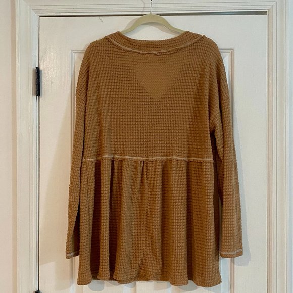 NWOT BiBi Waffle Knit Maternity Peplum Top (via Pinkblush), Camel, XL - Picture 5 of 5